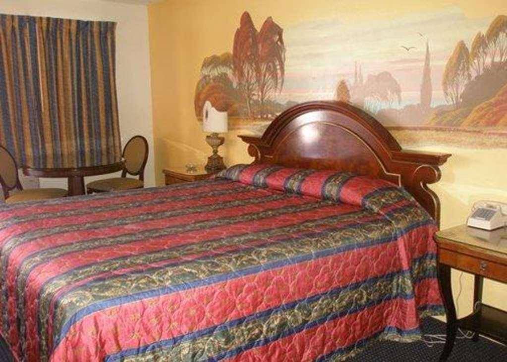 Beyond Stay Hotel Victorville Downtown Habitación foto